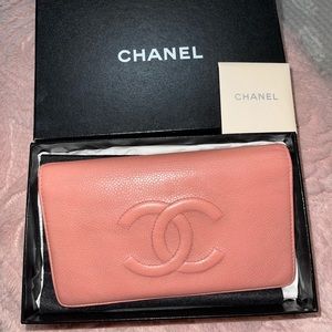 Authentic CHANEL wallet